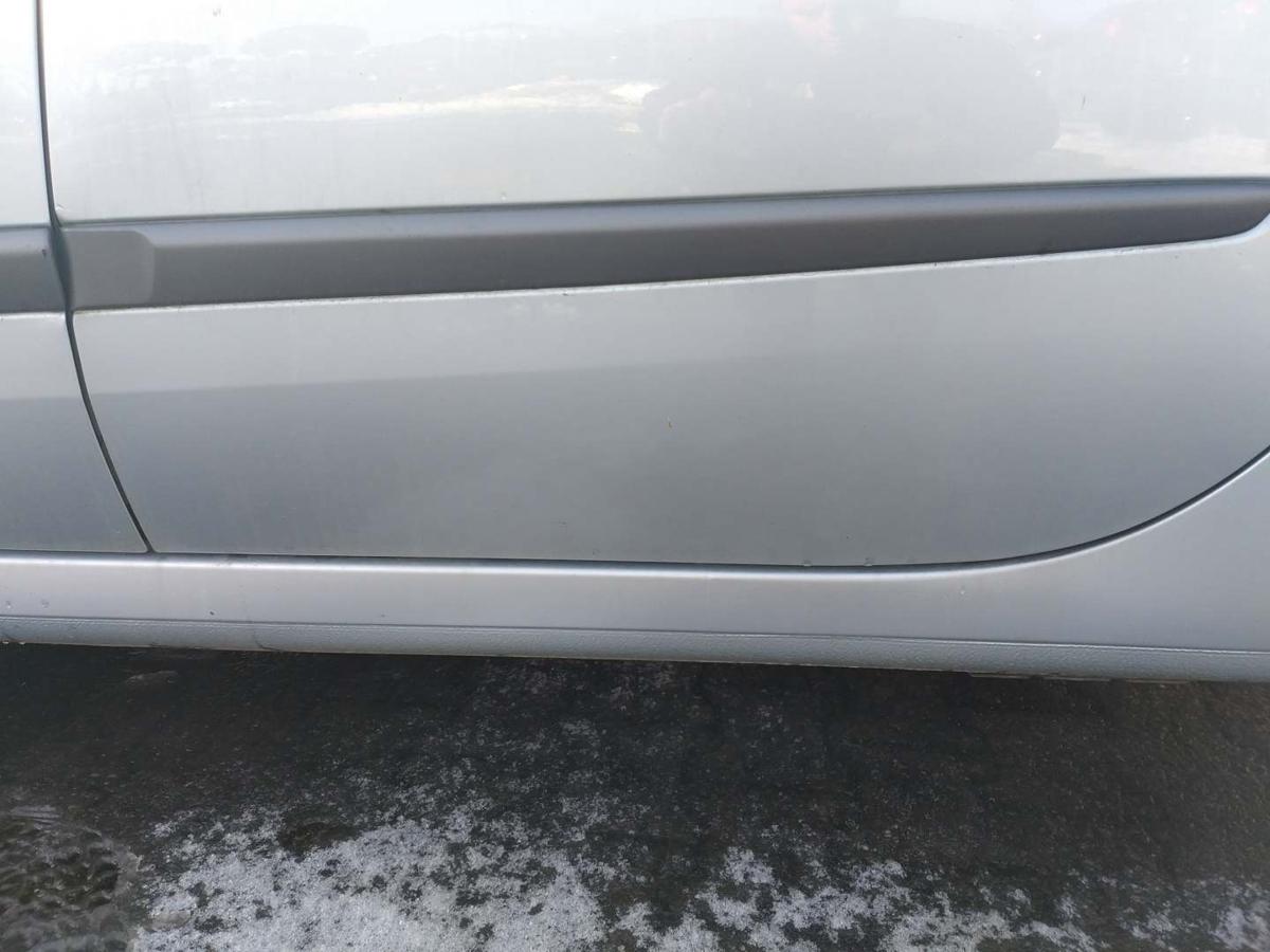 Renault Laguna 2 original T&uuml;r hinten links TEB64 Silber Flie&szlig;heck Rohbau Bj.2002